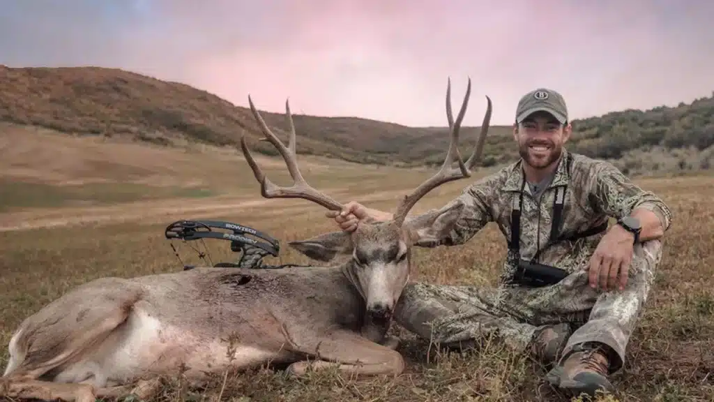 Guided Mule Deer Hunt Adventures for Trophy Hunters 3 Mule Deer Hunt - hunt-nation.com